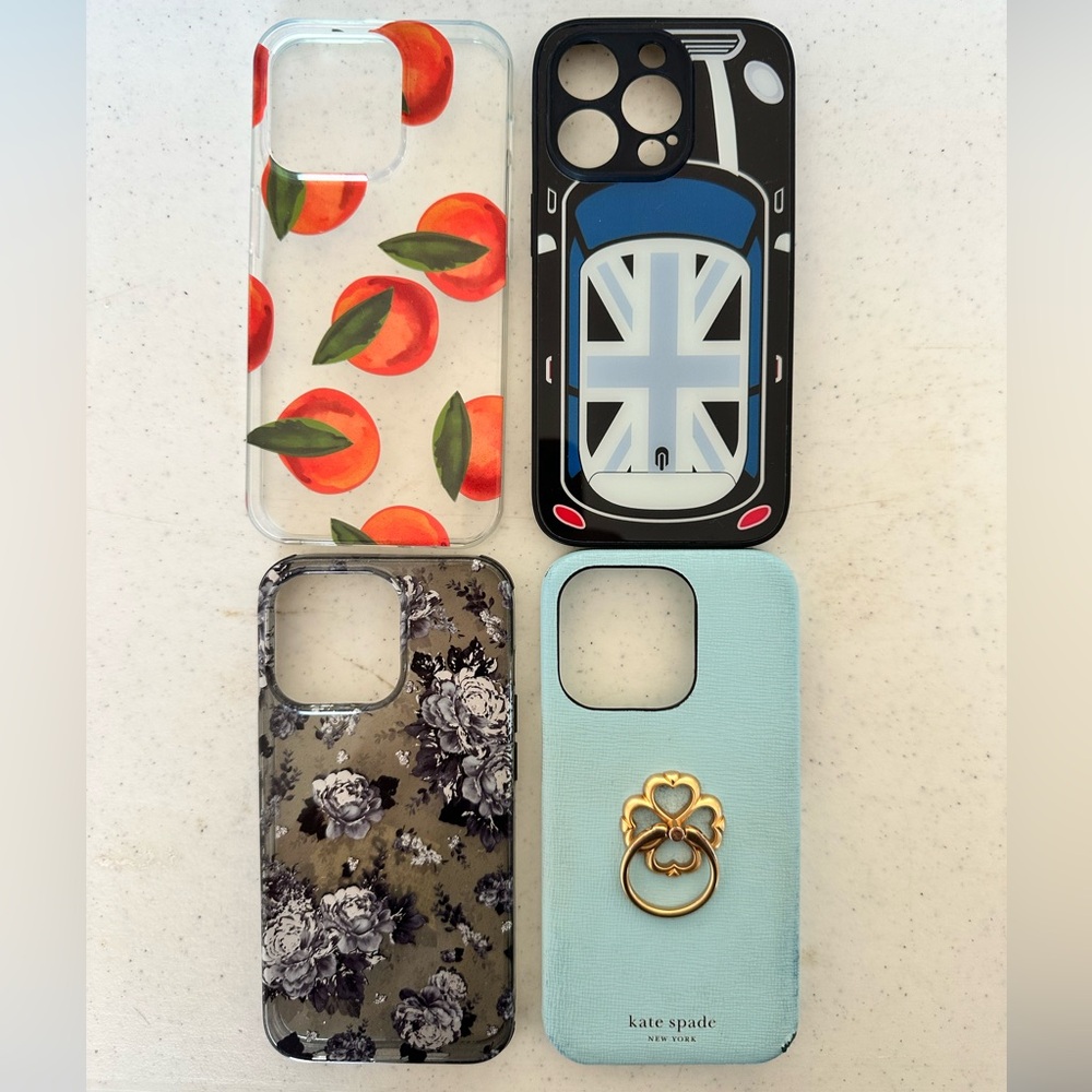 Set of 4 iPhone 14 Pro phone cases